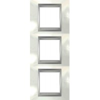 Рамка трехместная Unica Top. Цвет Белоснежный/Алюминий MGU66.006V.092